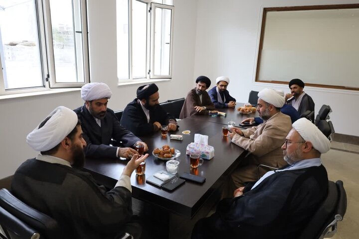 تصاویر/ برنامه گرامیداشت هفته دفاع مقدس با سخنرانی مدیر حوزه علمیه مازندران
