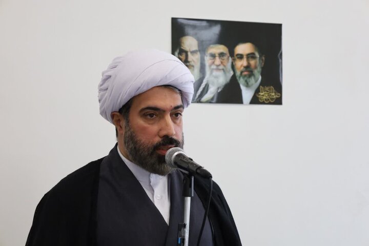 تصاویر/ برنامه گرامیداشت هفته دفاع مقدس با سخنرانی مدیر حوزه علمیه مازندران