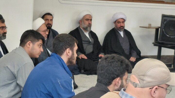 تصاویر/ برنامه گرامیداشت هفته دفاع مقدس با سخنرانی مدیر حوزه علمیه مازندران