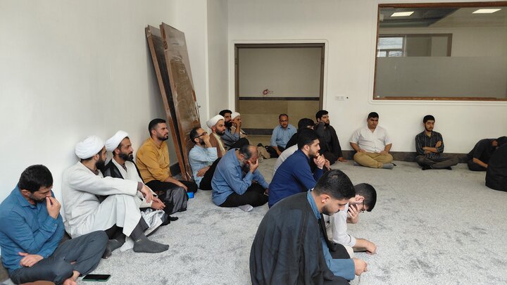 تصاویر/ برنامه گرامیداشت هفته دفاع مقدس با سخنرانی مدیر حوزه علمیه مازندران