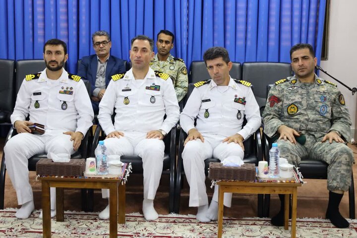 تصاویر/ دیدار فرمانده و مسئولان دانشگاه علوم دریایی امام خمینی (ره) نوشهر با نماینده ولی‌فقیه در مازندران