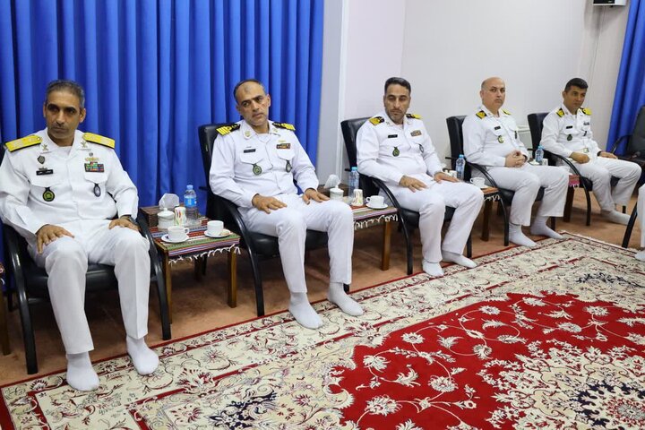 تصاویر/ دیدار فرمانده و مسئولان دانشگاه علوم دریایی امام خمینی (ره) نوشهر با نماینده ولی‌فقیه در مازندران