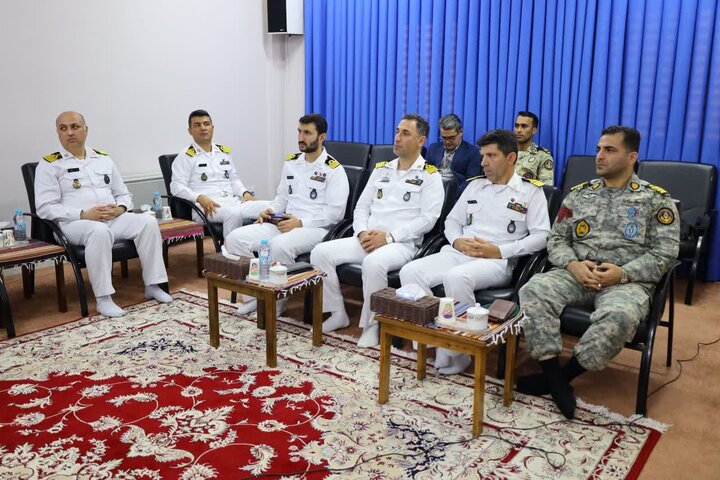 تصاویر/ دیدار فرمانده و مسئولان دانشگاه علوم دریایی امام خمینی (ره) نوشهر با نماینده ولی‌فقیه در مازندران