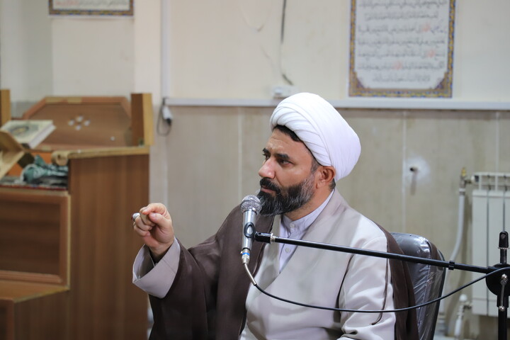 تصاویر/سخنرانی مدیر حوزه علمیه کردستان در جمع طلاب حوزه علمیه امام باقر علیه السلام کامیاران