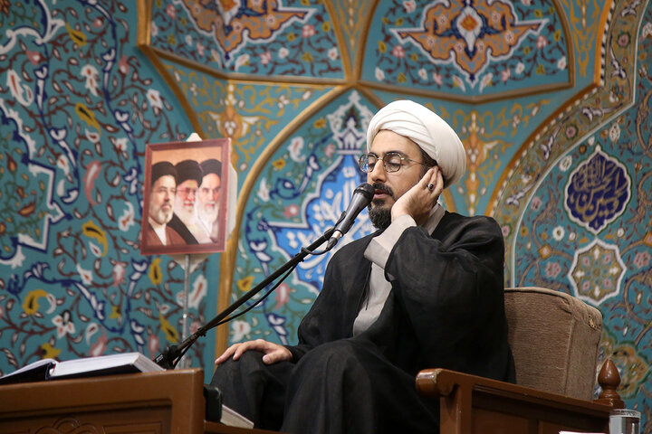 گرامیداشت آیت الله شبیری زنجانی در حرم حضرت معصومه (س)