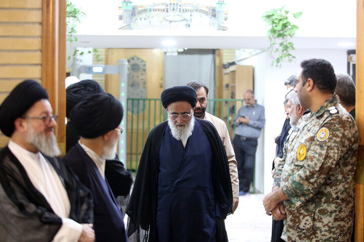 گرامیداشت آیت الله شبیری زنجانی در حرم حضرت معصومه (س)