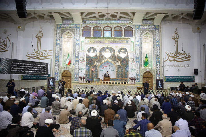 گرامیداشت آیت الله شبیری زنجانی در حرم حضرت معصومه (س)