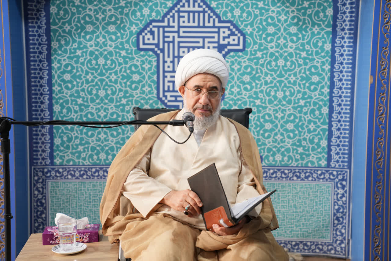 واکنش شدید آیت‌الله اراکی به اقدام دولت عراق / مانند حکام اموی راه را بر زائران امیرالمومنین(ع) نبندید