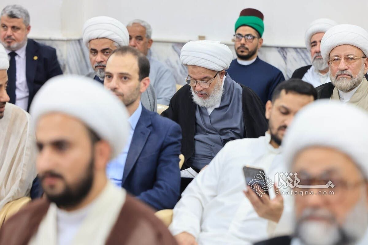 بالفيديو والصور.. مجلس الفاتحة على روح آية الله العظمى الشبيري الزنجاني في النجف