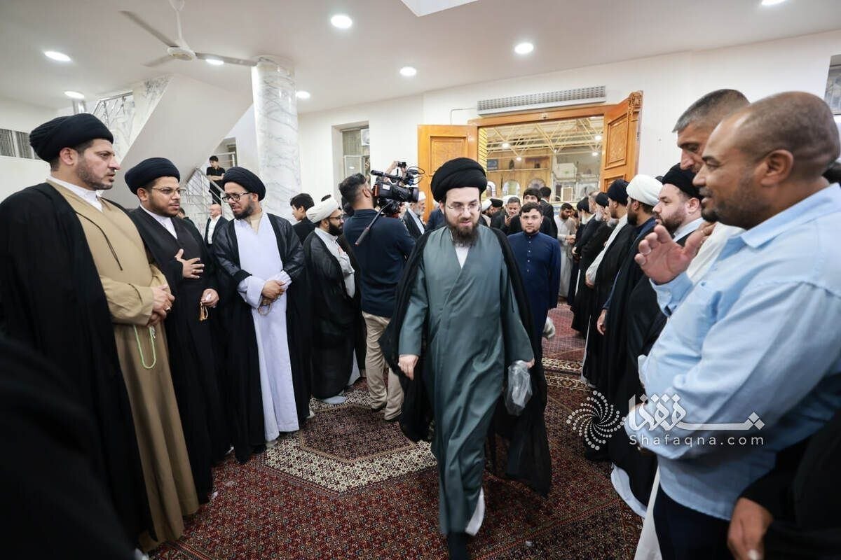 بالفيديو والصور.. مجلس الفاتحة على روح آية الله العظمى الشبيري الزنجاني في النجف