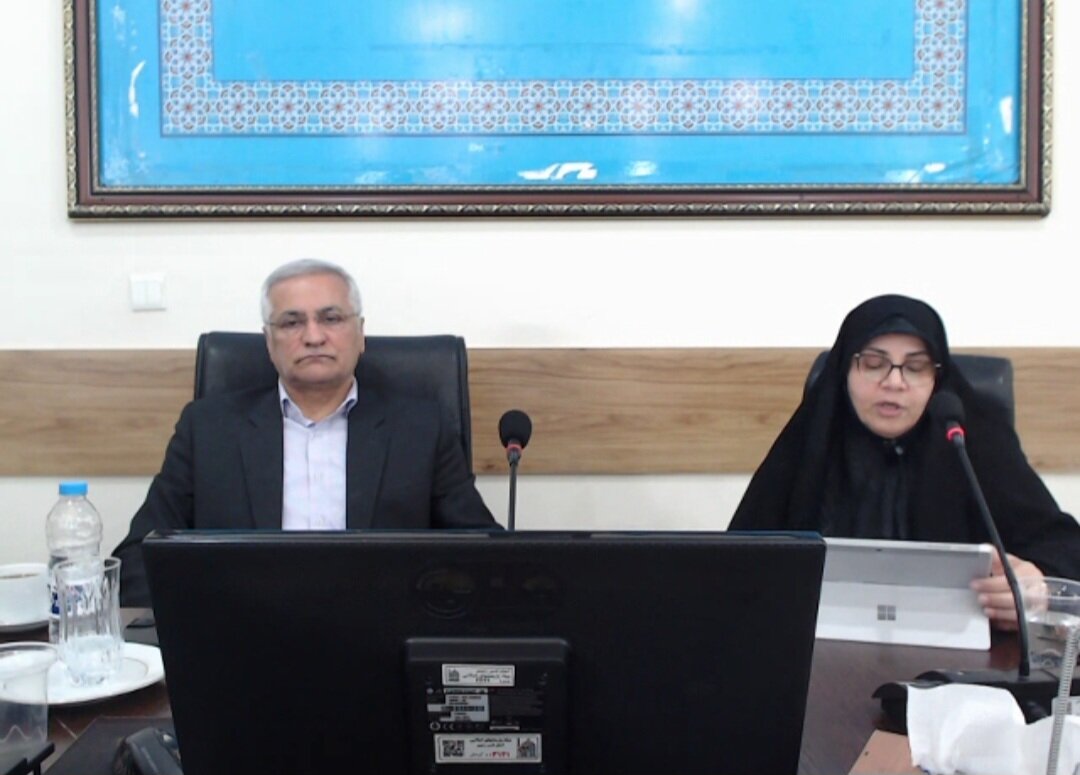 نشست تخصصی تبیین مؤلفه‌های ایثار و تمدن‌سازی در دفاع مقدس