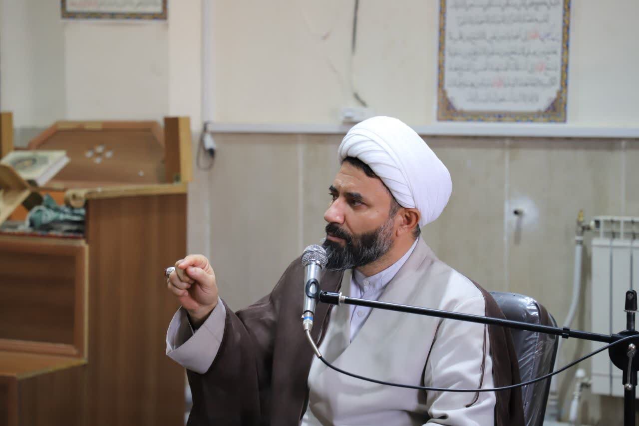دشمن با شبهه‌افکنی به دنبال تضعیف نظام است/جهاد تبیین وظیفه‌ای همگانی