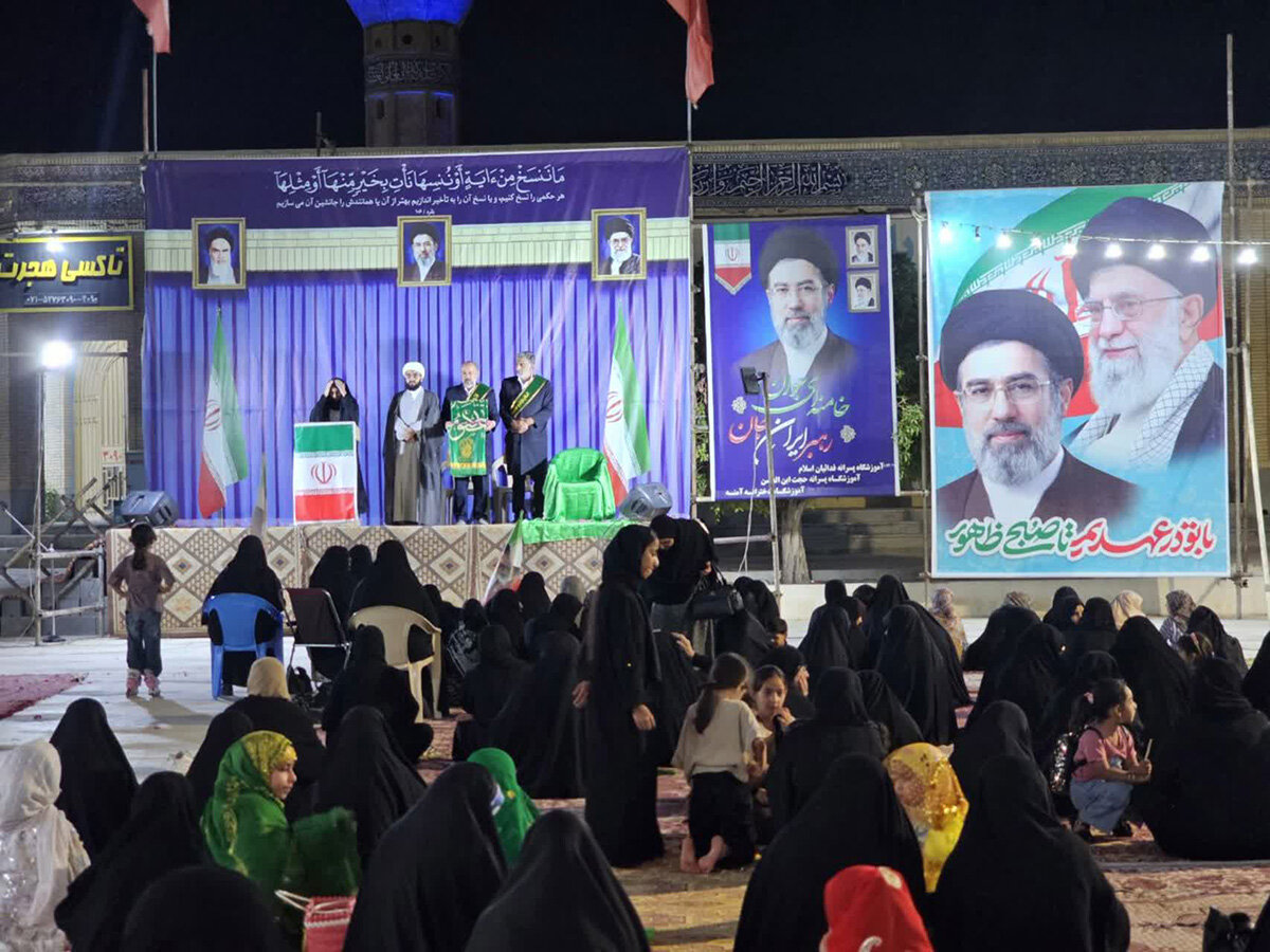 تجلیل سفیران کریمه از شهدای حمله ناجوانمردانه دولت تروریست آمریکا به لامرد