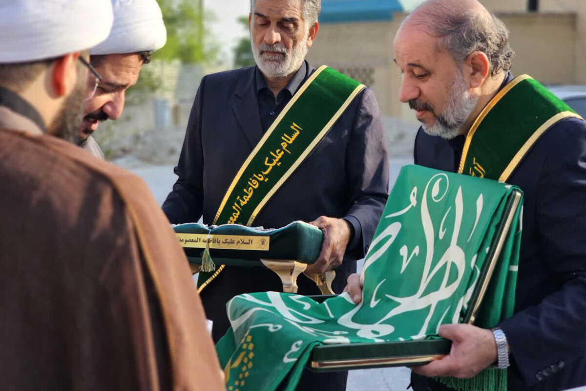 تجلیل سفیران کریمه از شهدای حمله ناجوانمردانه دولت تروریست آمریکا به لامرد