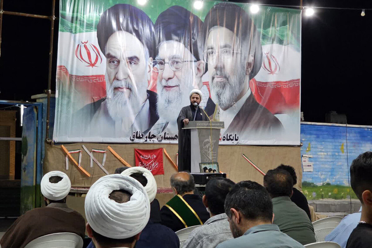 تجلیل سفیران کریمه از شهدای حمله ناجوانمردانه دولت تروریست آمریکا به لامرد