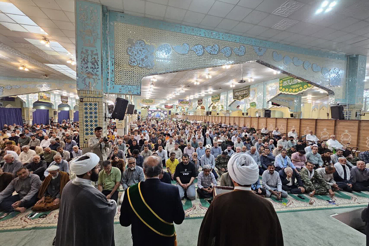 تجلیل سفیران کریمه از شهدای حمله ناجوانمردانه دولت تروریست آمریکا به لامرد
