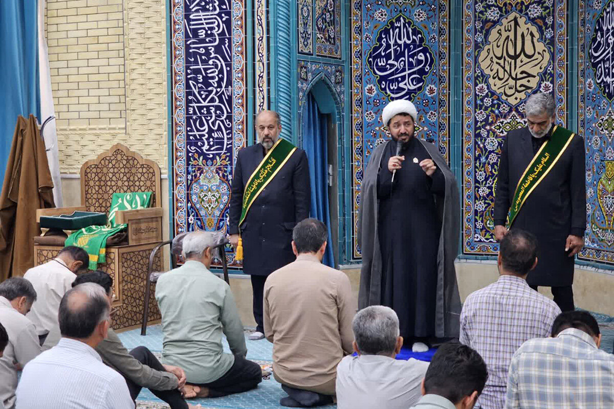 تجلیل سفیران کریمه از شهدای حمله ناجوانمردانه دولت تروریست آمریکا به لامرد