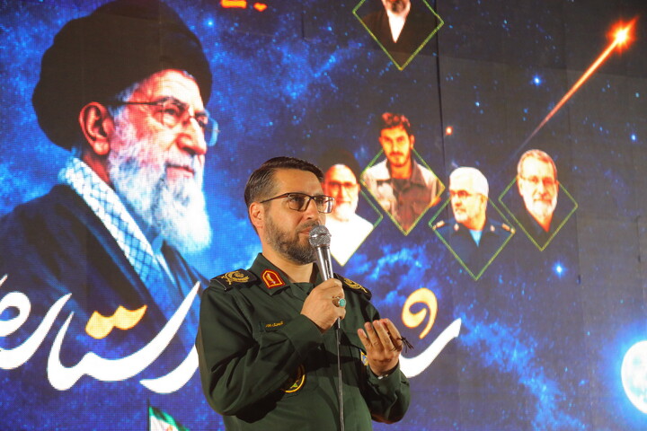 تصاویر / مراسم اختتامیه هفته دفاع مقدس ( شب‌های پرستاره اقتدار )