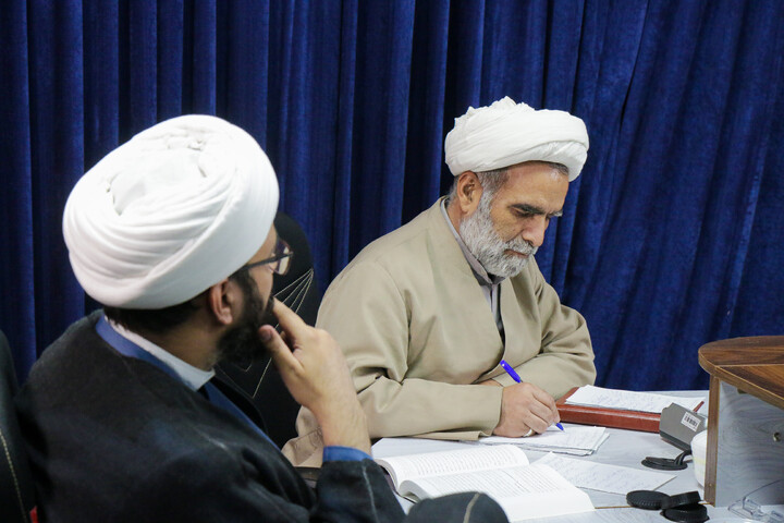 تصاویر/ نشست علمی با موضوع «از دفاع مقدس تا مقاومت جهانی»