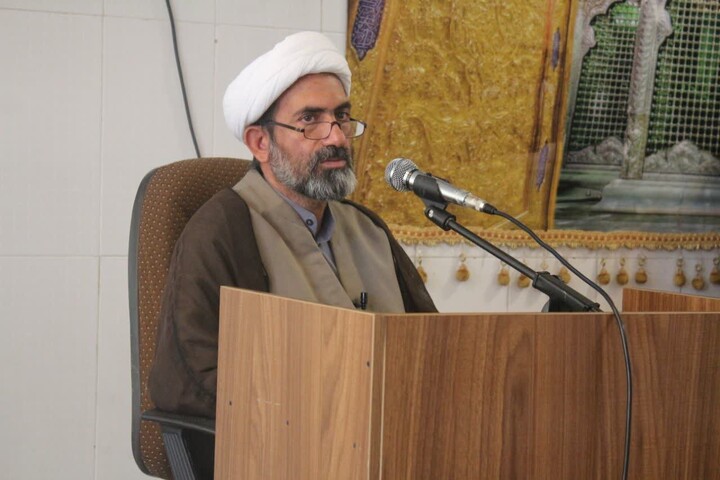 تصاویر/ سی‌اُمین جلسه از سلسله جلسات شرح صحیفه سجادیه در مدرسه علمیه امام مهدی (عج) شهر کرمان