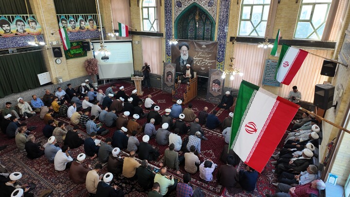 تصاویر/ مراسم بزرگداشت آیت الله شبیری زنجانی(ره) در حوزه علمیه همدان