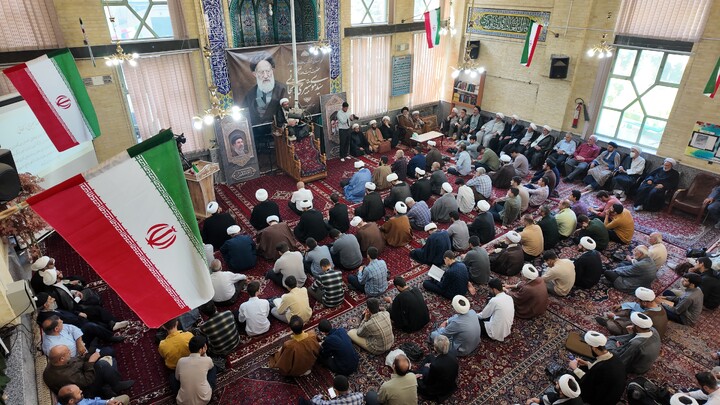 تصاویر/ مراسم بزرگداشت آیت الله شبیری زنجانی(ره) در حوزه علمیه همدان