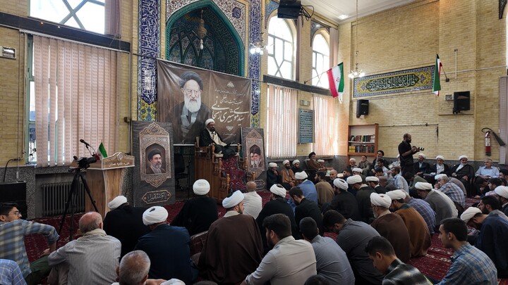 تصاویر/ مراسم بزرگداشت آیت الله شبیری زنجانی(ره) در حوزه علمیه همدان