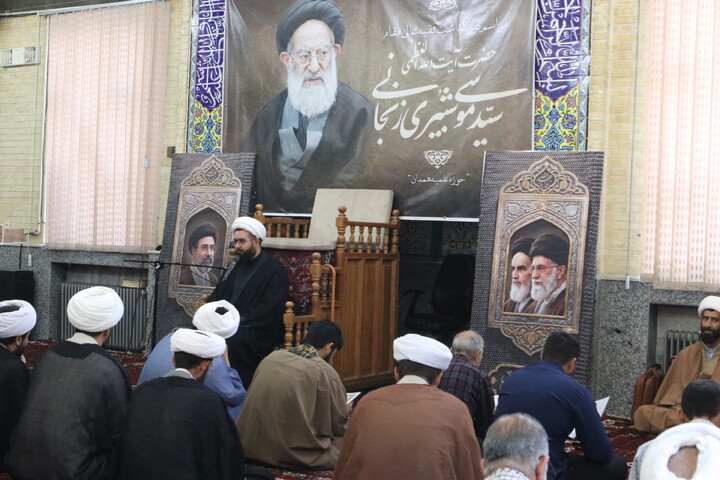 تصاویر/ مراسم بزرگداشت آیت الله شبیری زنجانی(ره) در حوزه علمیه همدان