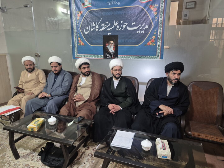تصاویر/ نشست مدیران آموزش مدارس علمیه کاشان