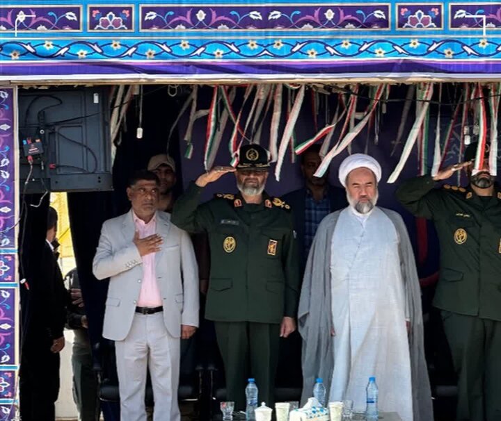 ملت ایران با فرهنگ عاشورا زیر بار ذلت نمی‌رود