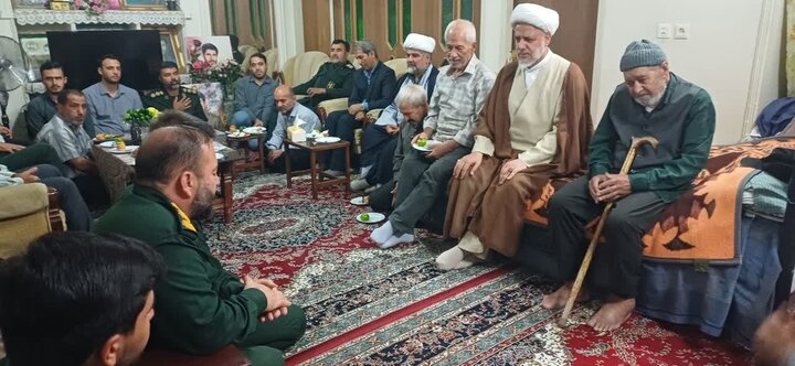 تصاویر/دیدار باخانواده سرداران شهید مهدی و هادی ناصری در ساوه