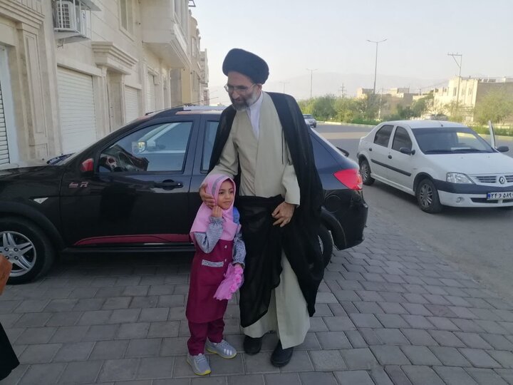 تصاویر/دیدار امام جمعه کاشان با تعدادی از خانواده‌های شهدا