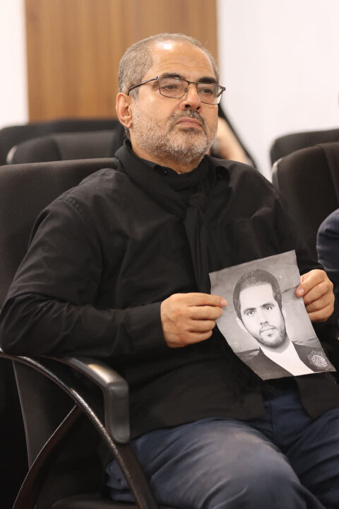 تصاویر/ دیدار جمعی از مادران و همسران شهدا با نماینده ولی‌فقیه مازندران به‌مناسبت هفته دفاع مقدس