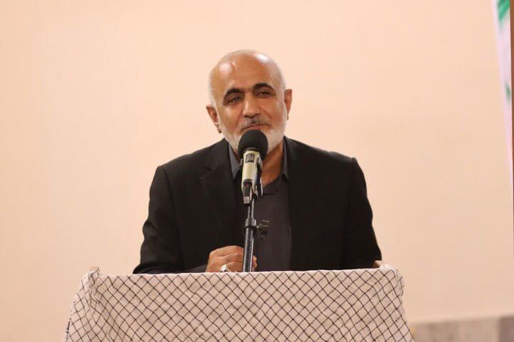 تصاویر/ دیدار جمعی از مادران و همسران شهدا با نماینده ولی‌فقیه مازندران به‌مناسبت هفته دفاع مقدس