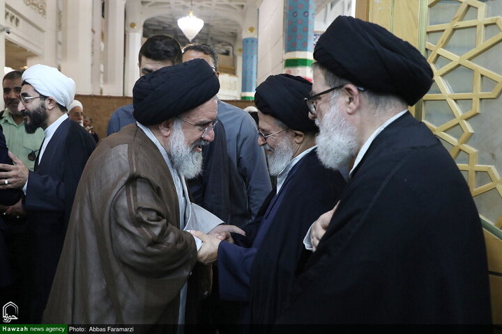 Photos/À Qom, les institutions du séminaire religieux rendent hommage au grand Ayatollah Shobeiri Zanjani