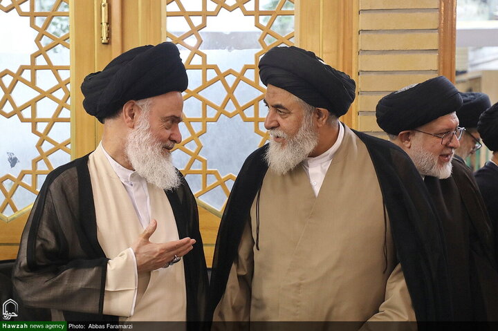 Photos/À Qom, les institutions du séminaire religieux rendent hommage au grand Ayatollah Shobeiri Zanjani