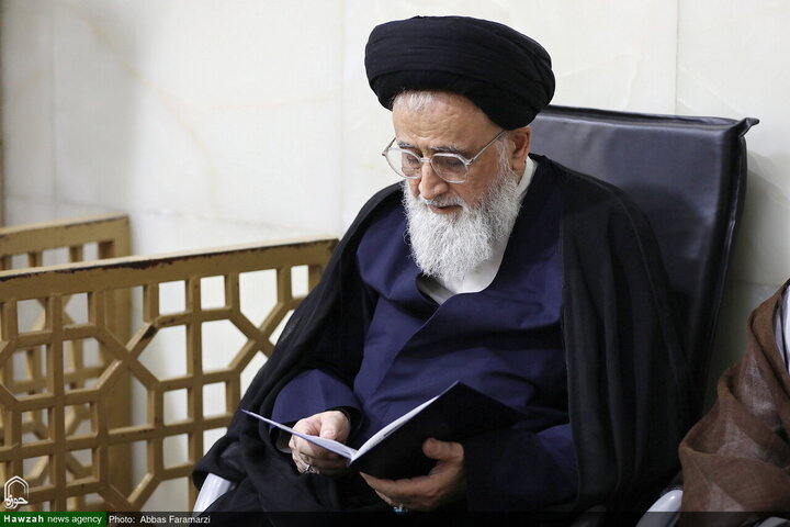 Photos/À Qom, les institutions du séminaire religieux rendent hommage au grand Ayatollah Shobeiri Zanjani