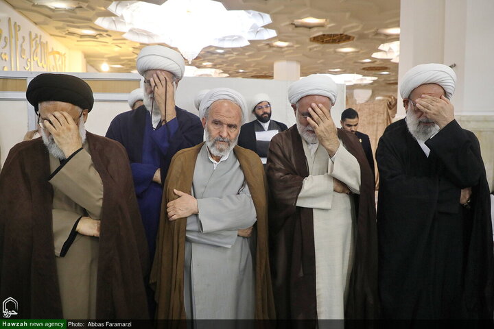 Photos/À Qom, les institutions du séminaire religieux rendent hommage au grand Ayatollah Shobeiri Zanjani