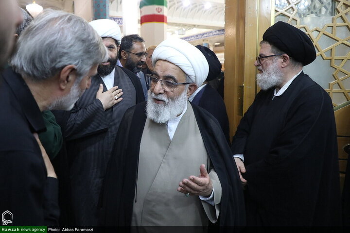 Photos/À Qom, les institutions du séminaire religieux rendent hommage au grand Ayatollah Shobeiri Zanjani