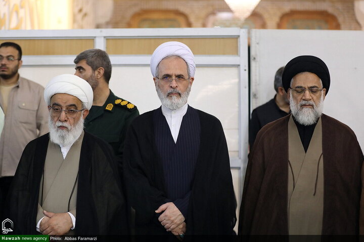 Photos/À Qom, les institutions du séminaire religieux rendent hommage au grand Ayatollah Shobeiri Zanjani