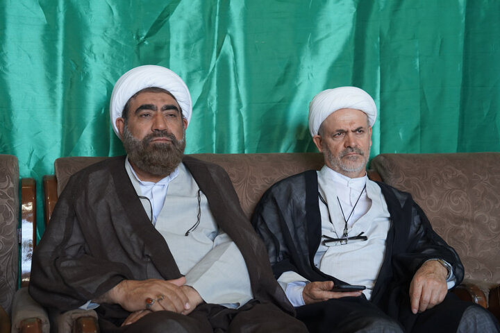 تصاویر / مراسم گرامیداشت هفته دفاع مقدس در حوزه علمیه استان قزوین