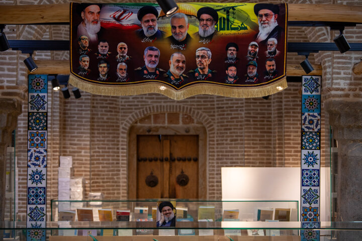 تصاویر/ مراسم بزرگداشت دومین سالگرد شهادت سید حسن نصرالله در مدرسه علمیه مروی