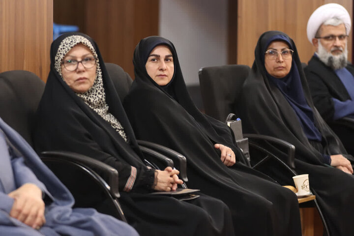 تصاویر/ برگزاری شورای قرآن، عترت و نماز آموزش و پرورش مازندران در دفتر نماینده ولی فقیه در استان