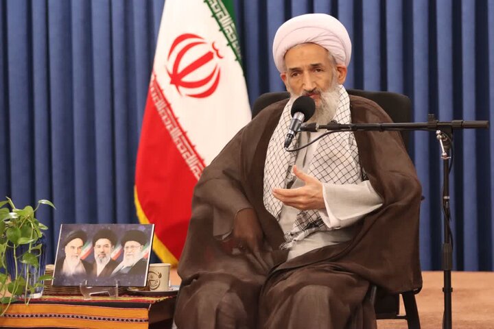 تصاویر/ برگزاری شورای قرآن، عترت و نماز آموزش و پرورش مازندران در دفتر نماینده ولی فقیه در استان