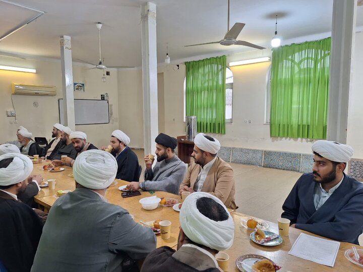 تصاویر/ جلسه هم اندیشی اساتید مدرسه علمیه خاتم الانبیا (ص) شهرستان بابل