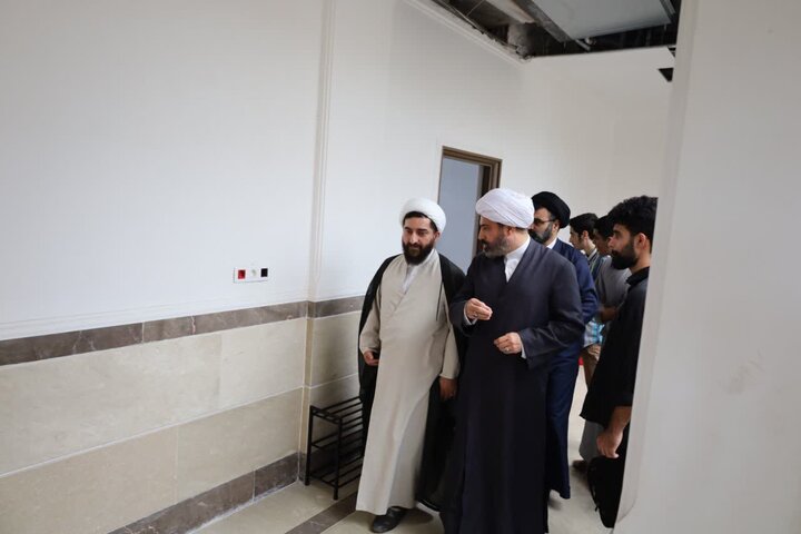 تصاویر/ بازدید مدیر حوزه علمیه مازندران، از مدرسه علمیه تازه تأسیس حجتیه در آمل