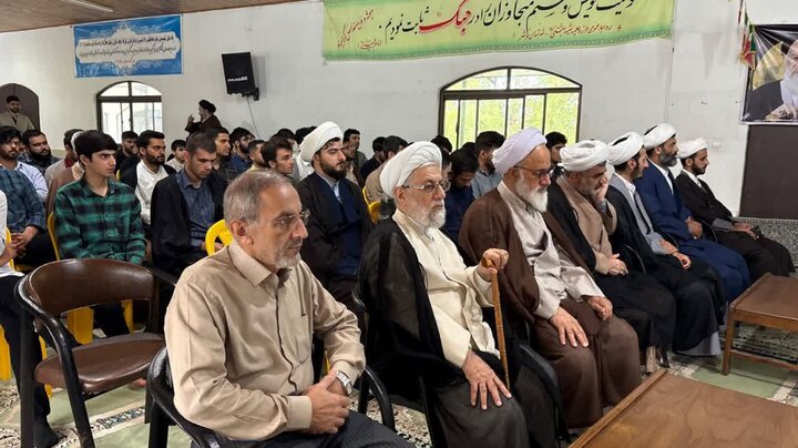 تصاویر/ گرامیداشت هفته دفاع مقدس و آیت الله العظمی شبیری زنجانی (ره)، با حضور مدیر حوزه علمیه نوشهر