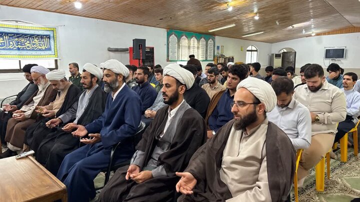 تصاویر/ گرامیداشت هفته دفاع مقدس و آیت الله العظمی شبیری زنجانی (ره)، با حضور مدیر حوزه علمیه نوشهر