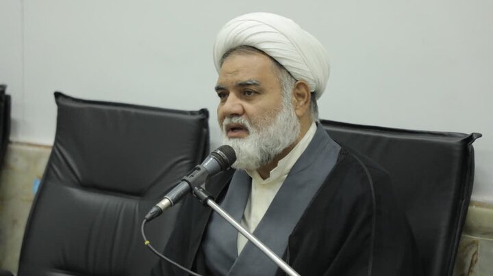 فرماندهان نظامی استان قم با آیت‌الله سعیدی دیدار کردند