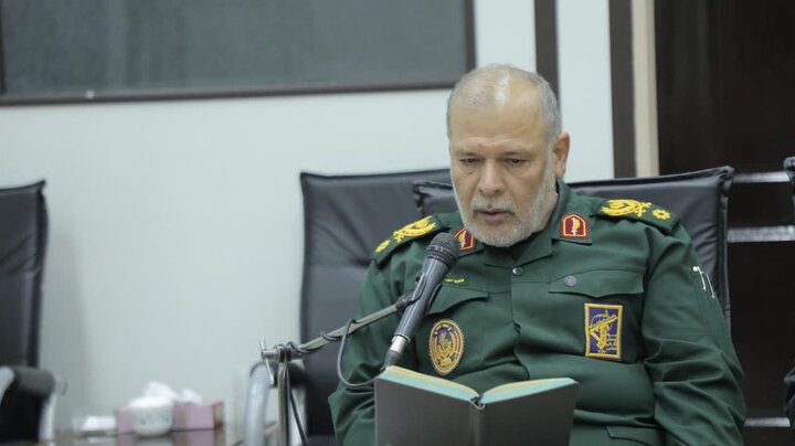 فرماندهان نظامی استان قم با آیت‌الله سعیدی دیدار کردند